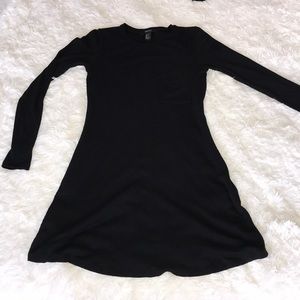 black pocket dress